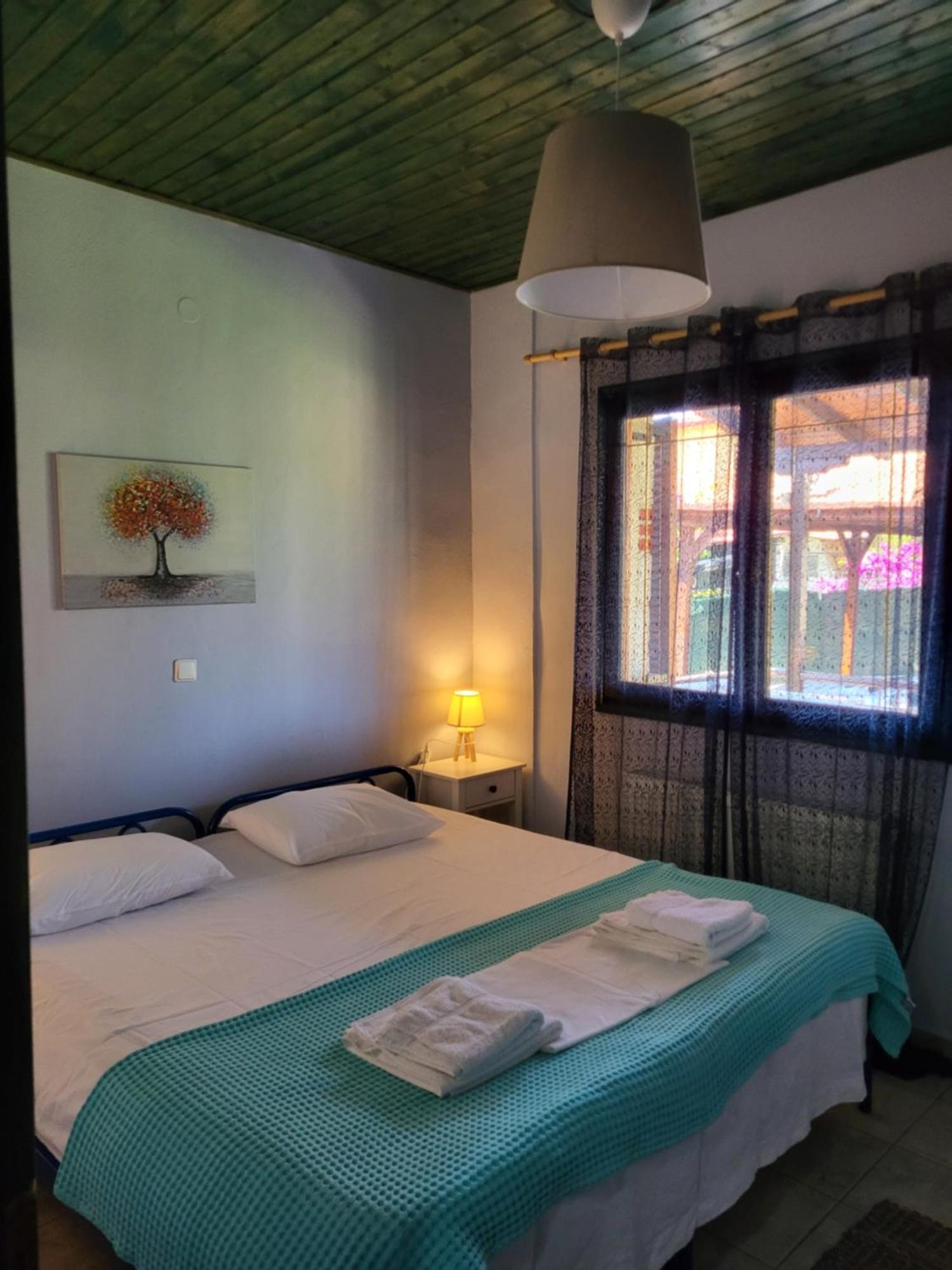 Villa Trifon By Rentalspro Services -Nea Potidea Halkidiki Buitenkant foto
