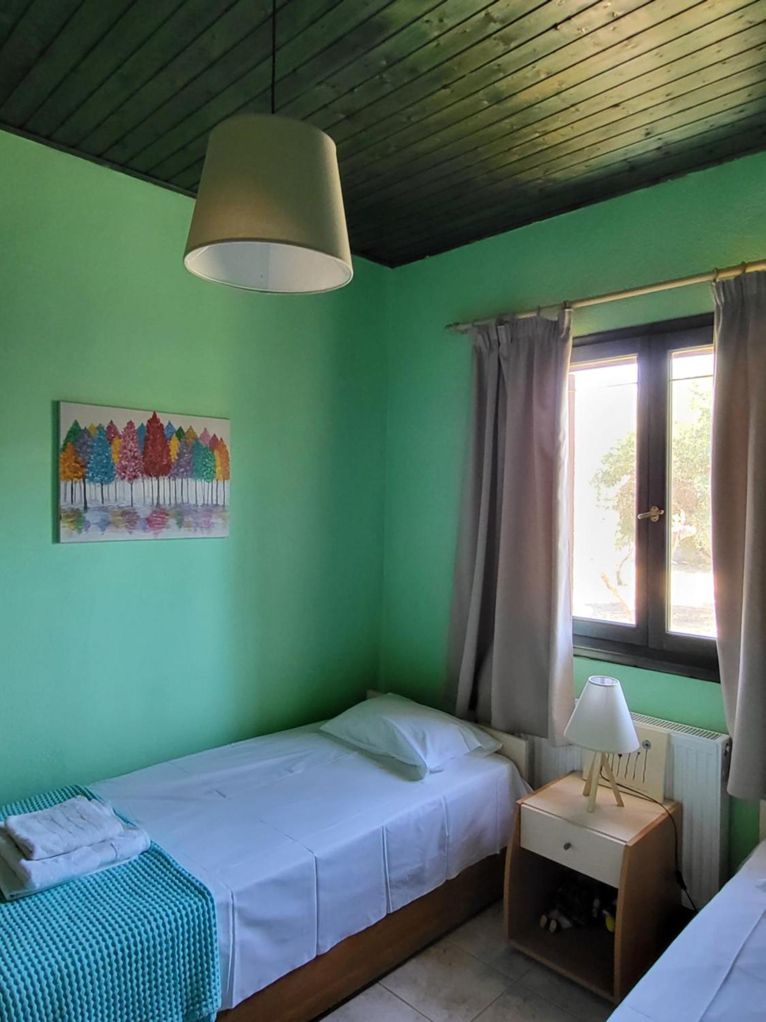 Villa Trifon By Rentalspro Services -Nea Potidea Halkidiki Buitenkant foto