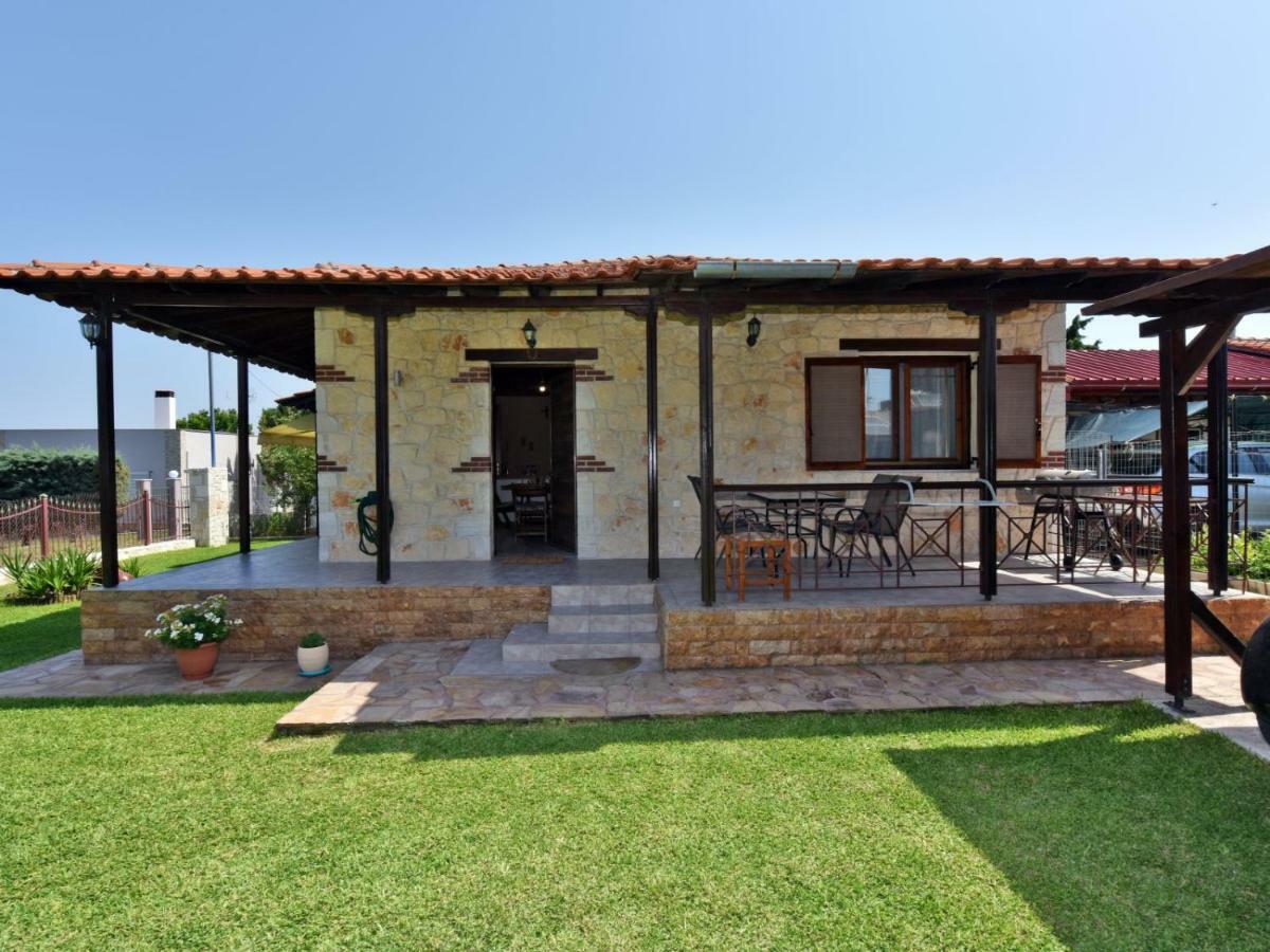 Villa Trifon By Rentalspro Services -Nea Potidea Halkidiki Buitenkant foto