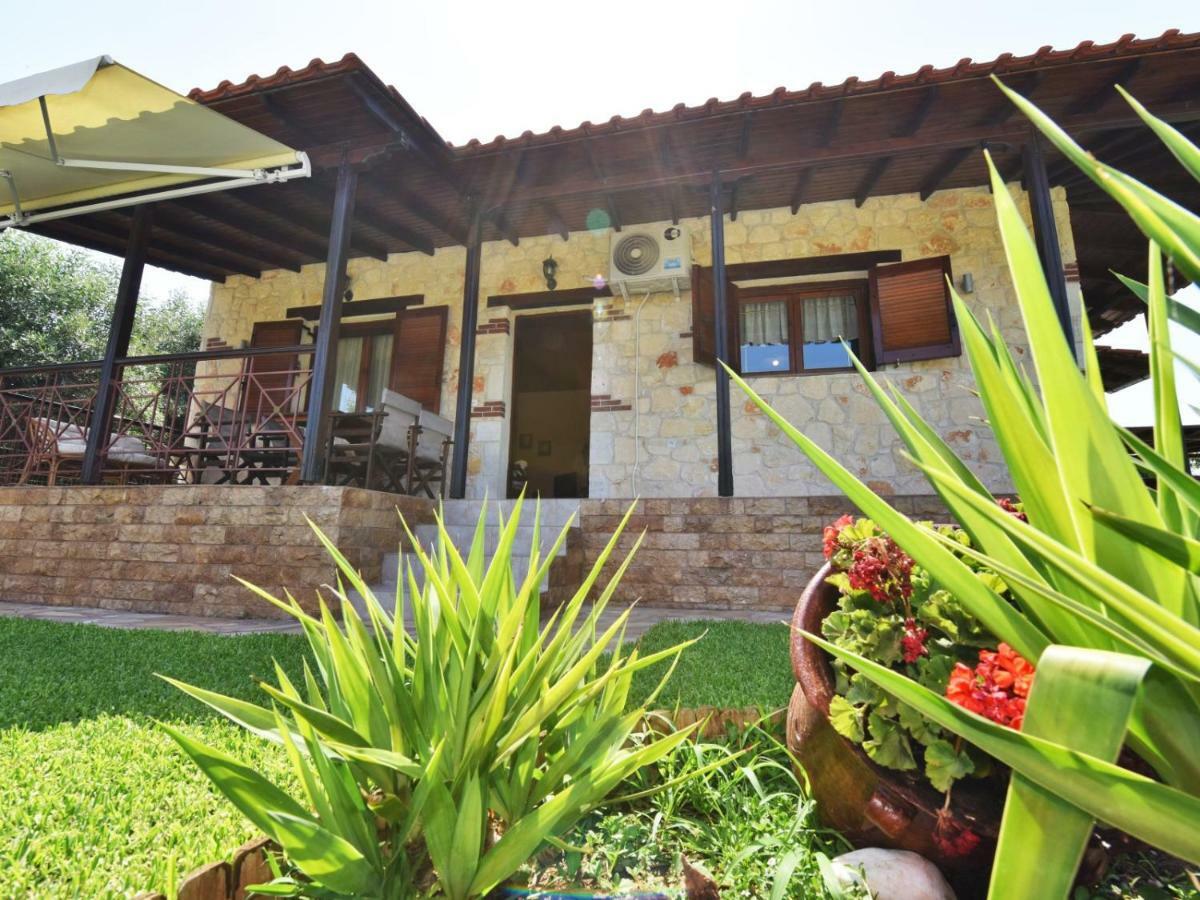 Villa Trifon By Rentalspro Services -Nea Potidea Halkidiki Buitenkant foto