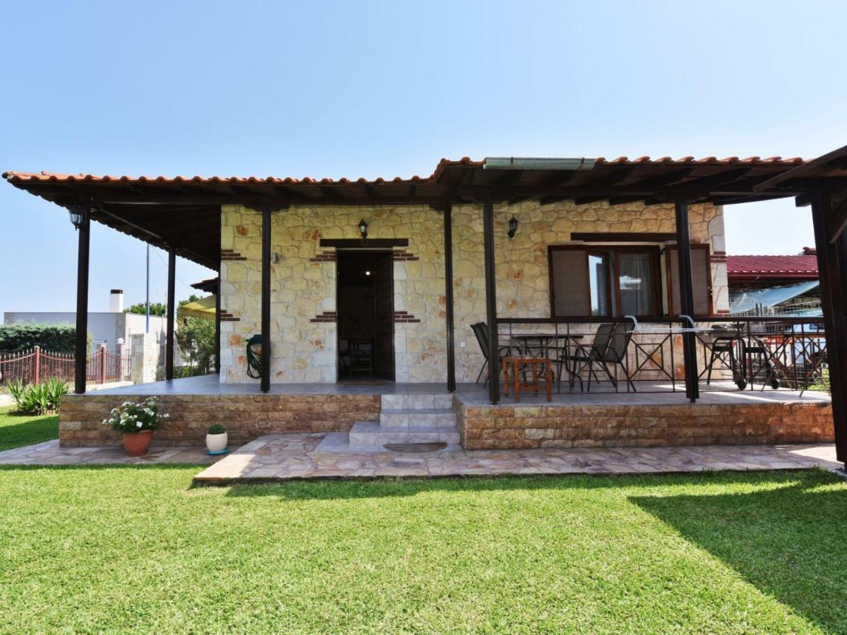 Villa Trifon By Rentalspro Services -Nea Potidea Halkidiki Buitenkant foto