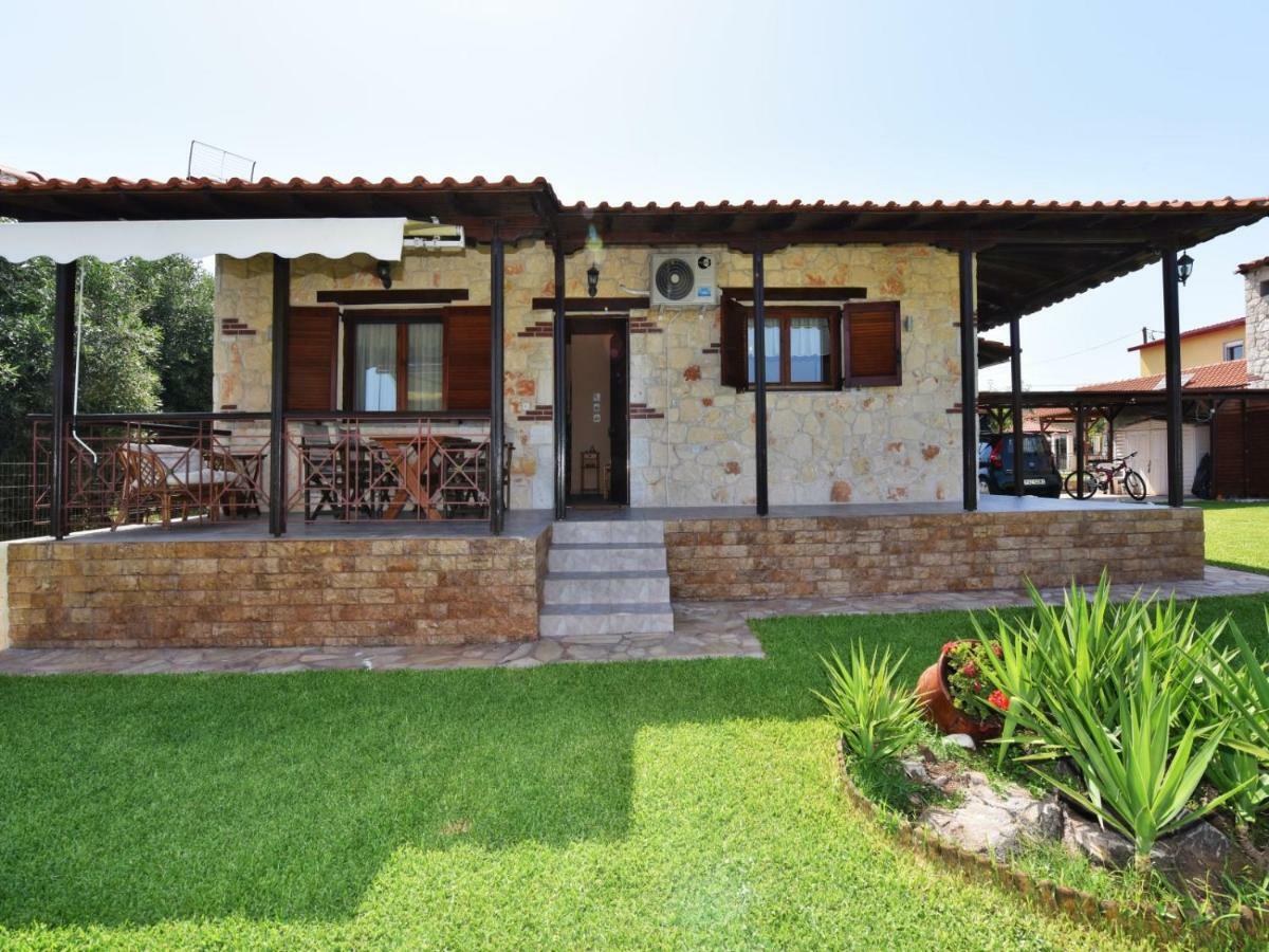 Villa Trifon By Rentalspro Services -Nea Potidea Halkidiki Buitenkant foto