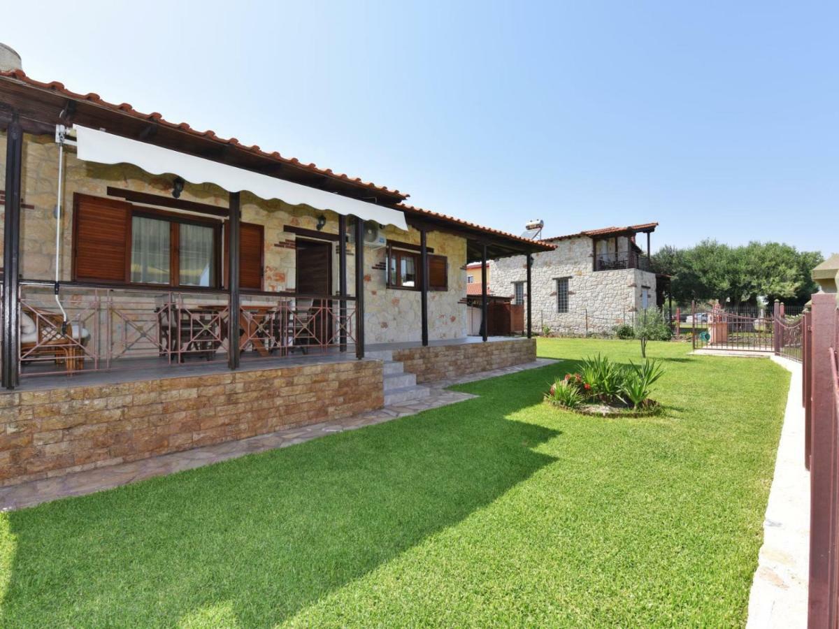 Villa Trifon By Rentalspro Services -Nea Potidea Halkidiki Buitenkant foto